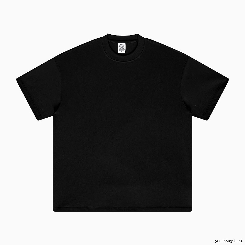 Logo Detail Plain white T-shirt Minimal White Short with Relaxed Feel