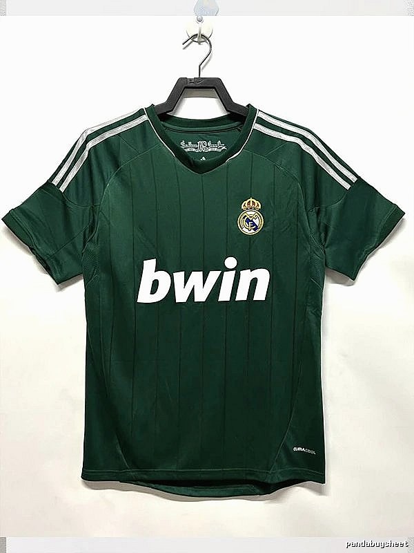 Real Madrid Weekend Retro Teka soccer jersey White Retro Football for Seasonal Looks