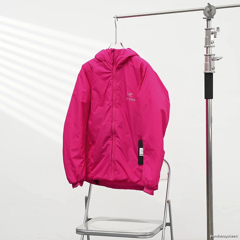 Bright Shell Jacket with vivid finish - Arc'teryx Layering Edit