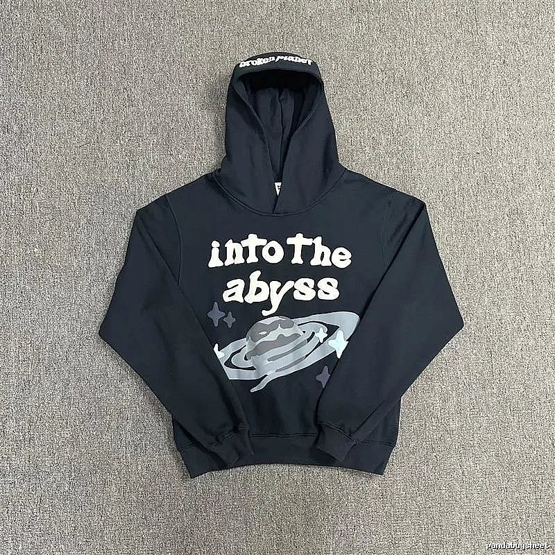 Broken Hearts Style H210 Skull Graphic Hoodie Modern Fit