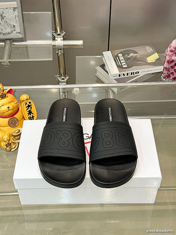 D&G 1984 Embossed Light Luxury Style Black Slide Sandals