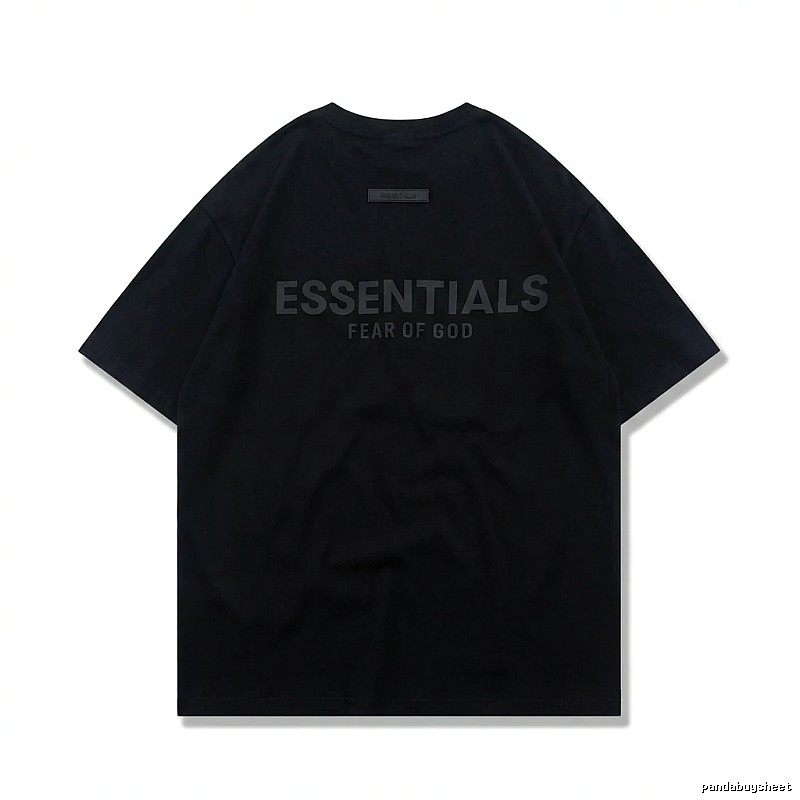 ESSENTIALS minimalist style black T-shirt