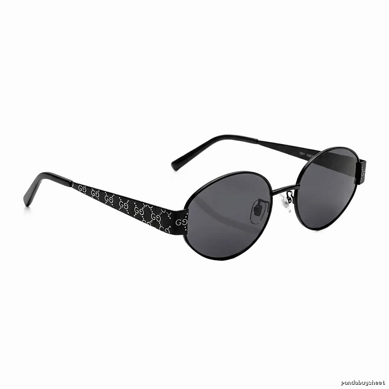 Gucci classic black sunglasses