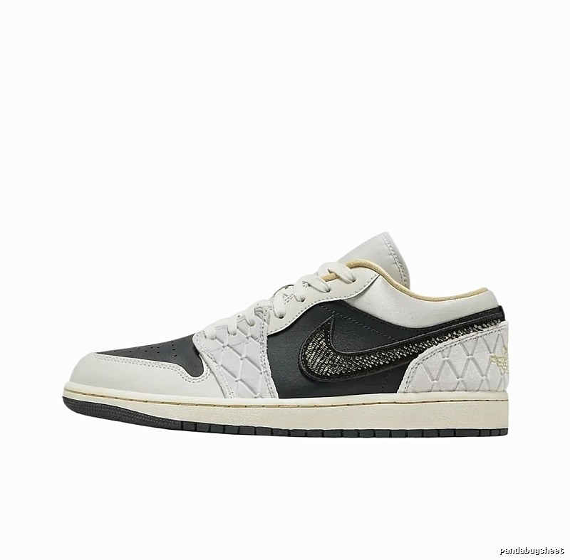 Jordan AJ1 black and white trendy and cool skate shoes