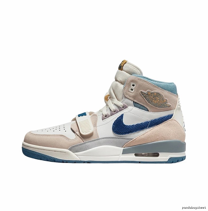 Jordan retro blue and white sports shoes