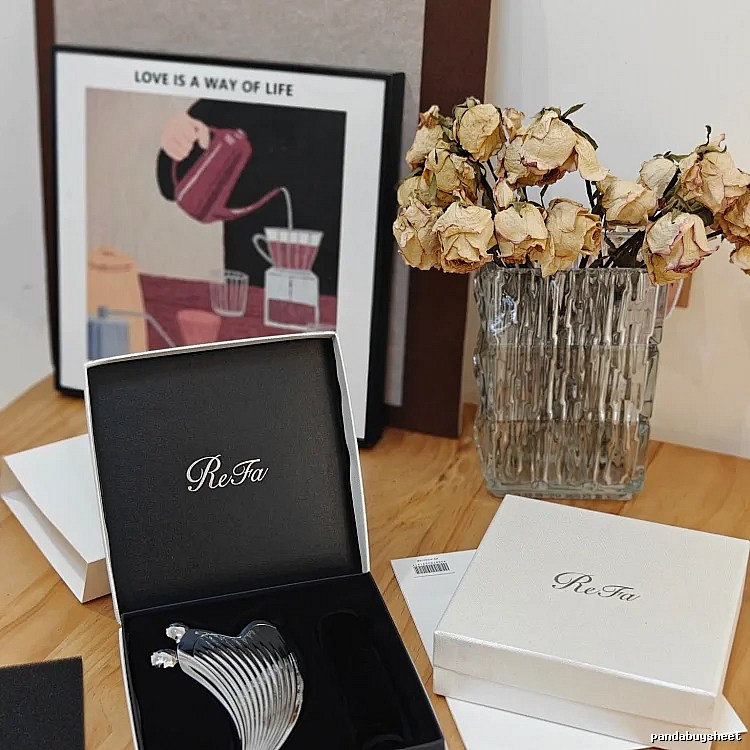ReFa Crystal Beauty Roller Gift Set