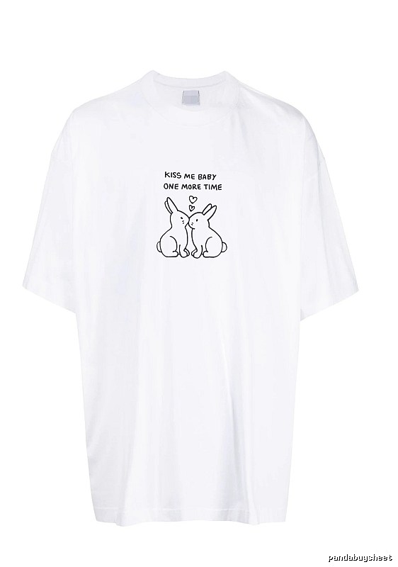 Urban Statement graphic T-shirt Black Colorful Lucky with Casual Appeal